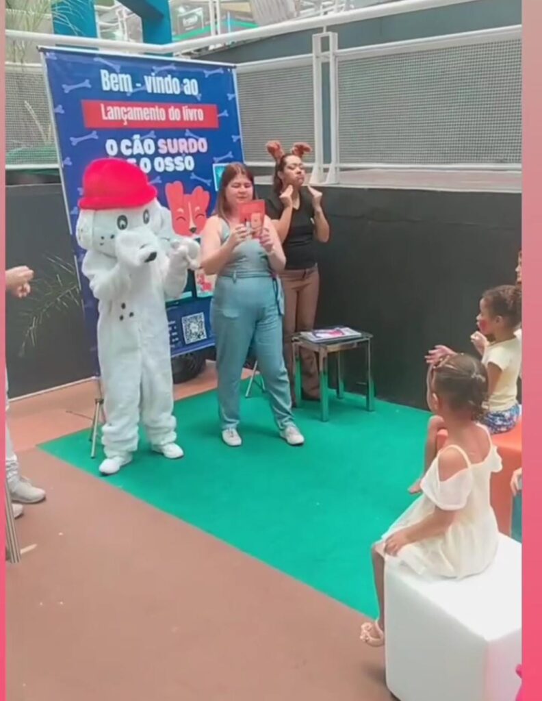 Lançamento do Livro O cão surdo e o Osso